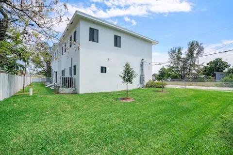 New Townhome Near Wilton/Las Olas/Beach Fort Lauderdale Exterior foto