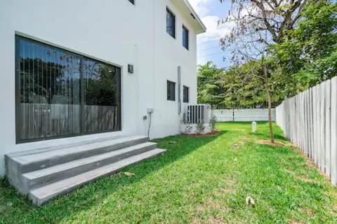 New Townhome Near Wilton/Las Olas/Beach Fort Lauderdale Exterior foto